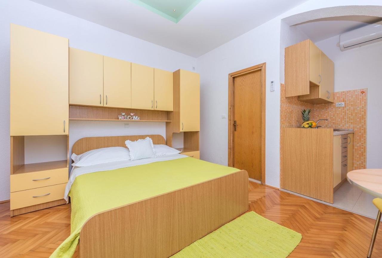 Apartments Villa Vujcic Makarska Eksteriør billede