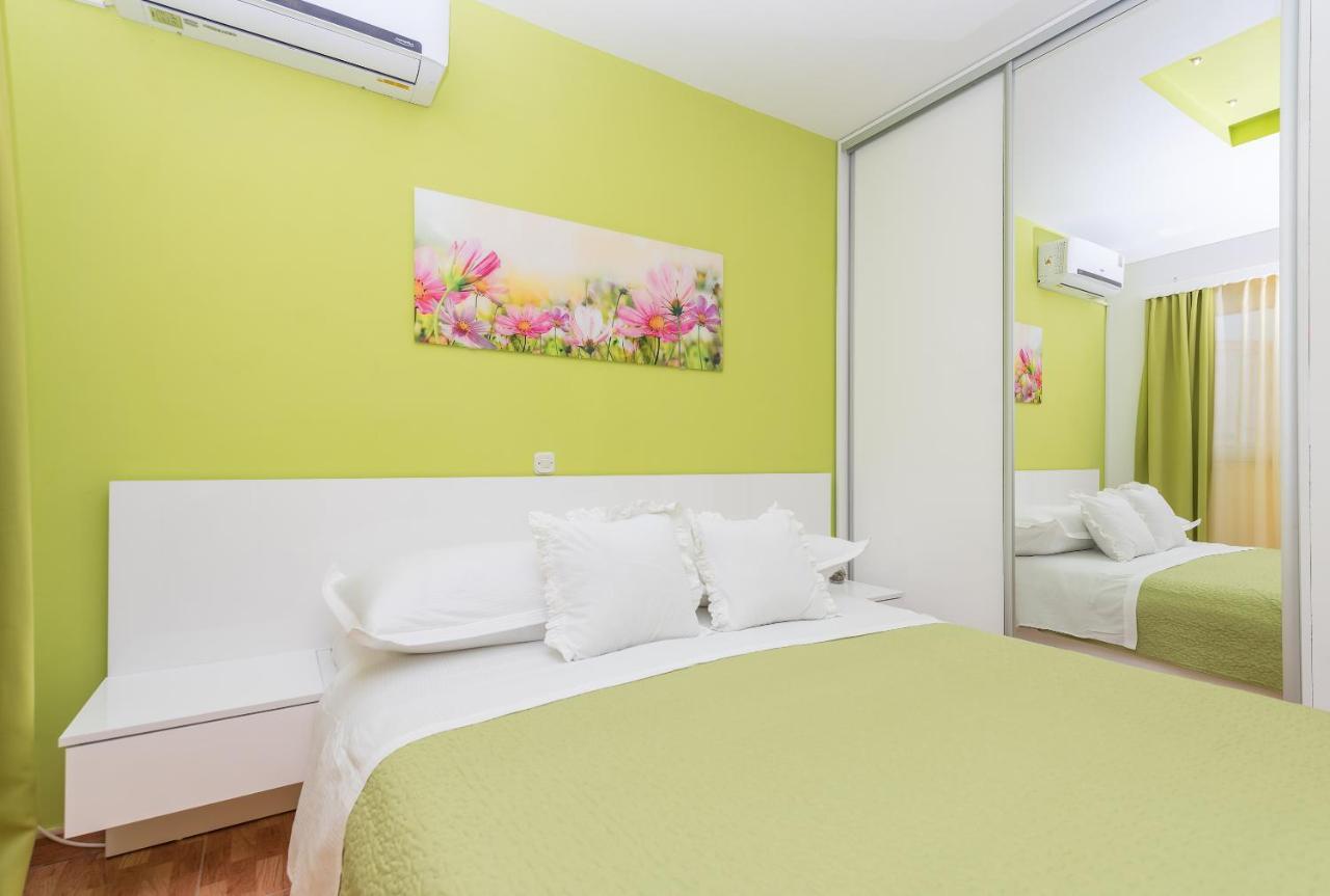 Apartments Villa Vujcic Makarska Eksteriør billede