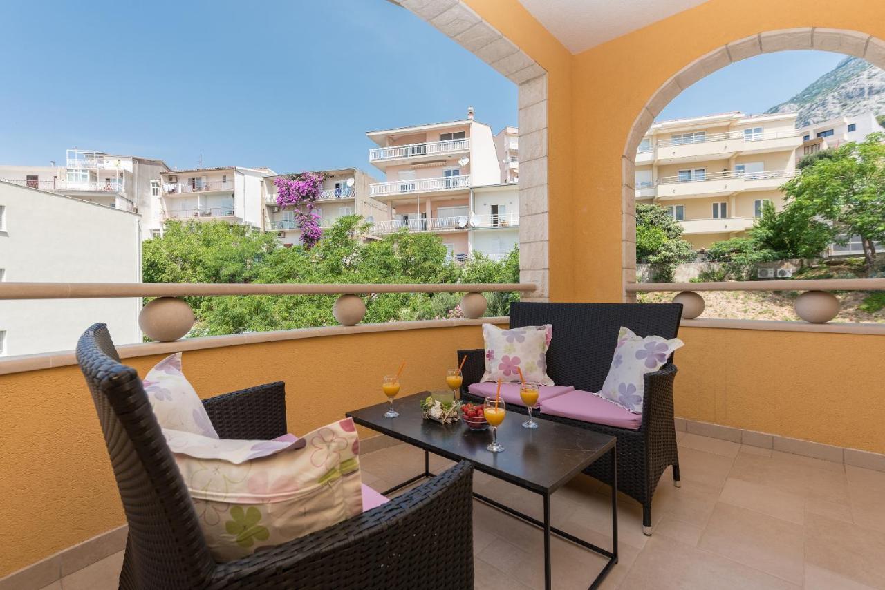 Apartments Villa Vujcic Makarska Eksteriør billede